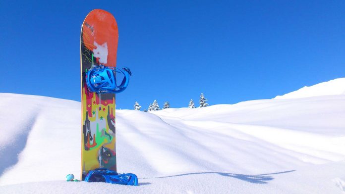 Tips-to-Choose-the-Perfect-Snowboard-for-You-onTopLineBlog