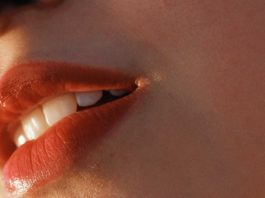 Some-Practical-Ways-to-Lighten-Your-Lips-At-Home-on-toplineblog