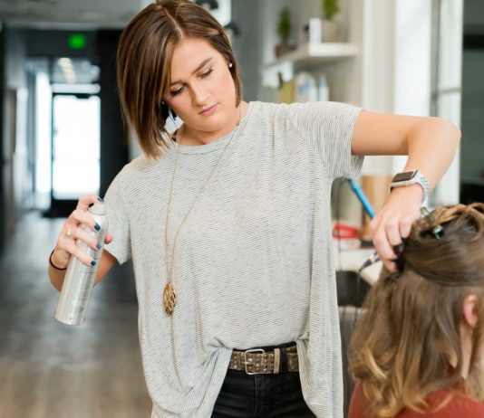 6-Qualities-to-Look-For-In-a-Successful-Hair-Stylist-on-toplineblog