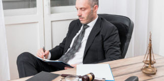 Reasons-&-Tips-To-Choose-The-Perfect-Personal-Injury-Lawyer-on-toplineblog
